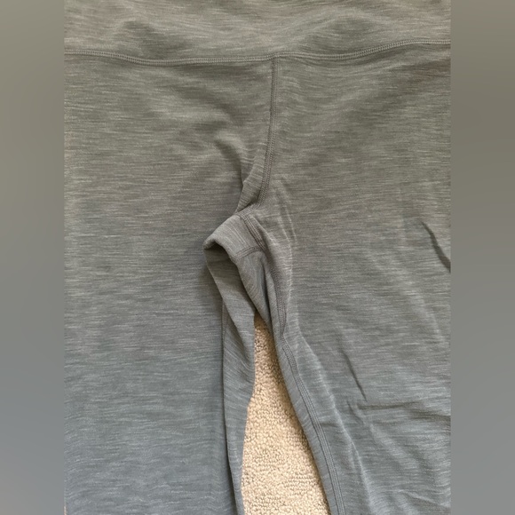 Athleta Ultra High Rise Elation 7/8 Tight - Picture 2 of 4